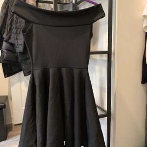 BooHoo black off the shoulder dress